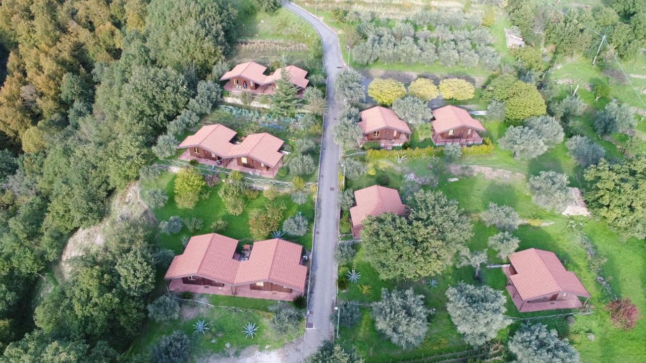 Agriturismo San Cataldo Motta Camastra Bagian luar foto