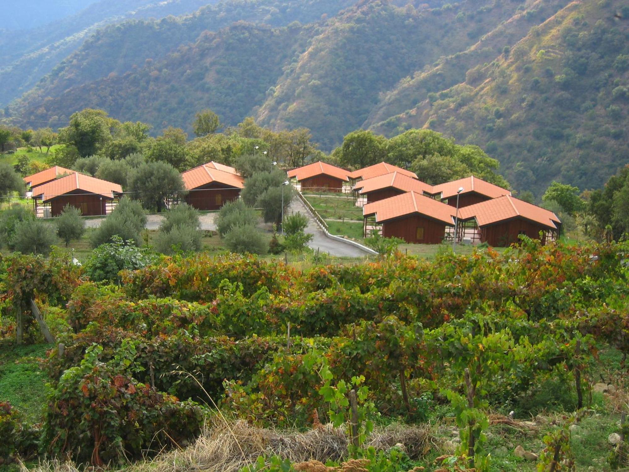 Agriturismo San Cataldo Motta Camastra Bagian luar foto