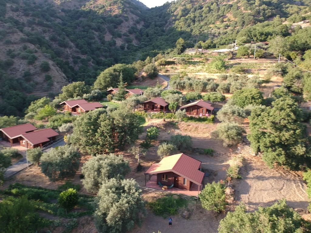 Agriturismo San Cataldo Motta Camastra Bagian luar foto
