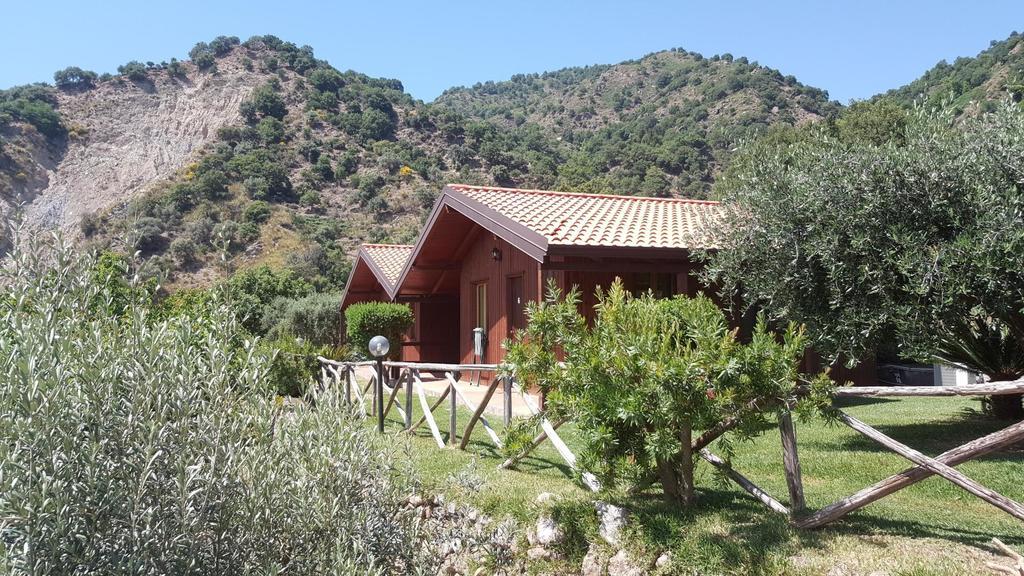 Agriturismo San Cataldo Motta Camastra Bagian luar foto